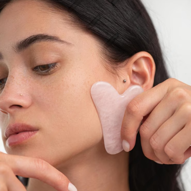Gua-Sha et Rouleau Visage - Haelum Beauty